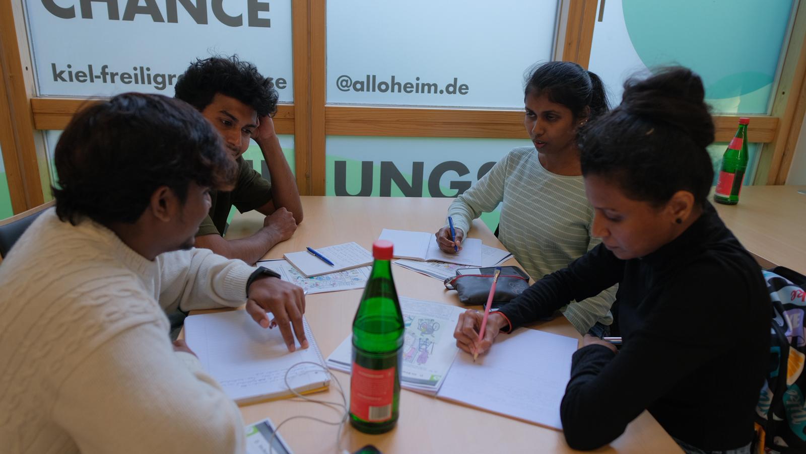 Course participants working together